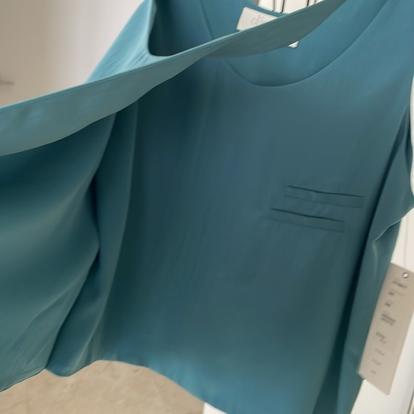 NWT TEAL SLEEVELESS TOP - Picture 3 of 6